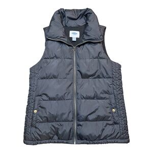 Old Navy Black Puffer Vest Women’s Medium Lightweight Warm Layering